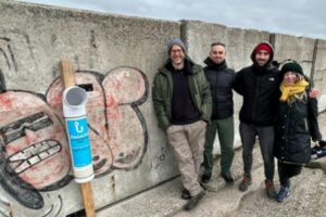 Instalaron cestos para residuos de pesca en la Escollera Norte y en Mar Chiquita