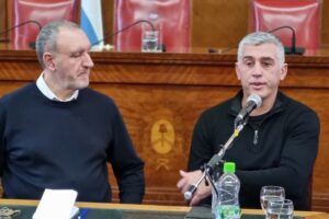 Entregaron la distinción al “mérito deportivo” al ex basquetbolista Eduardo Dominé