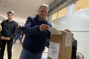 Es importante que “los vecinos concurran a votar, con la determinación de elegir para su futuro”, dijo Pulti