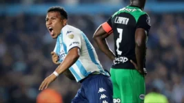 Habrá una dosis de Roger Martínez ante Boca en Avellaneda