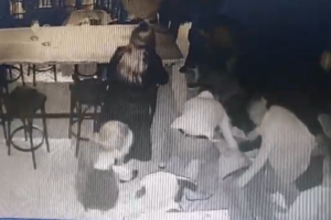 El video de la agresión al empresario Baldini en local gastronómico