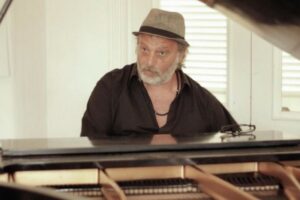 Se presentó el libro “Tangos Reales”: emotivo encuentro con excusa literaria