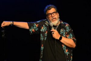 Pablo Vasco celebra una década dedicada al stand-up
