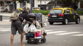 Informe de la UCA: cuatro de cada diez argentinos son pobres y el número sería más alto sin planes sociales