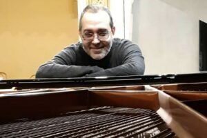 Walter Frank protagonizará una nueva fecha del ciclo “Piano X Otras manos”