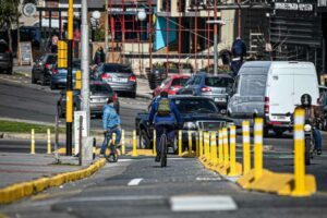 «Con casco, siempre”: Presentan proyecto para  fortalecer las medidas de seguridad vial para ciclistas en la ciudad