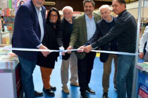 Comenzó la Feria del Libro.