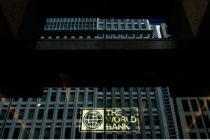 El Banco Mundial puso el foco en la necesidad de ajuste fiscal en Argentina y empeoró la proyección de recesión para 2023