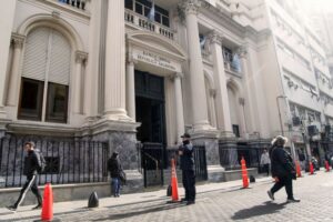 El Gobierno le pagó al FMI y las reservas cayeron a los niveles del 2006