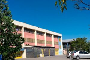 Tragedia en San Pablo: un adolescente disparó en una escuela y mató a una estudiante e hirió a tres.