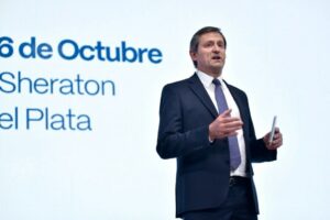 Pobreza, inflación equilibrio fiscal los ejes del llamado del Coloquio de IDEA