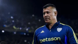 Almirón se ilusiona con la Copa Libertadores tras la victoria de Boca: «Estamos todos con la misma obsesión»