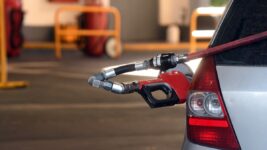 Avanza la normalización del abastecimiento de combustibles