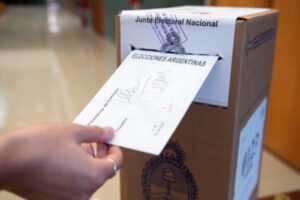 La Cámara Electoral solicitó al gobierno trasladar feriado del 20 de noviembre.