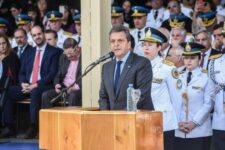 Massa respaldó a las fuerzas de seguridad: ”gracias por cuidar a los argentinos”