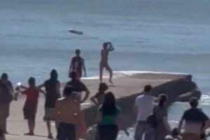 Un ruso quedó detenido después de correr desnudo en Mar del Plata