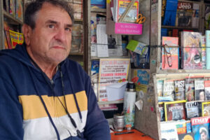 El 7 de noviembre se celebró el Día del Canillita, un oficio en extinción que intenta resistir al paso del tiempo