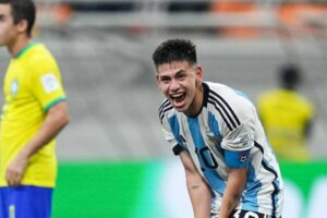 Video: hat-trick del «Diablito» Echeverri para golear a Brasil y pasar a las semis del Mundial Sub 17