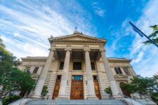 Crisis en el bloque de Milei en la Legislatura: ocho diputados pegan el portazo