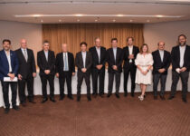 Kicillof: «La provincia de Buenos Aires quiere ser protagonista del boom petrolero de la Argentina”