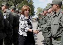 Bullrich sobre el protocolo antipiquetes: «Se va a identificar con fotos, drones y pidiendo DNI»