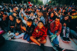 Se encendió el Árbol Navideño en Plaza San Martín