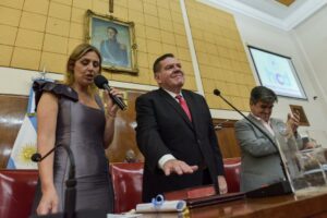 Con un repaso de su gestión anterior, Montenegro asumió su segundo mandato