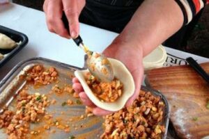 Un pueblo de 500 habitantes a media hora de Mar del Plata presenta las mejores empanadas de la Costa Atlántica