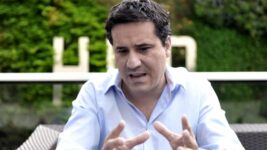 Abad: «El DNU como está planteado es inconstitucional, se arroga facultades legislativas»