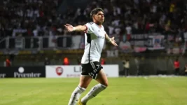 Palacios le abrió la puerta a Boca: «Hay cláusulas de por medio, todo puede pasar de un minuto a otro»