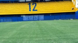 Boca con La Bombonera sin césped jugará en San Lorenzo