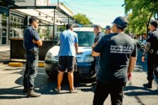 Controles a cuidacoches y limpiavidrios: aprehendieron a 32 personas durante enero