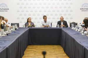 Se define en Labor Parlamentaria el cronograma para la sesión del proyecto de ley «Bases»