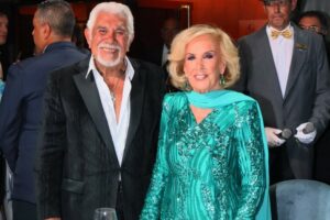 Se realizó la 34ª Gala Solidaria de FUNDAMI, con una importante donación para el Materno