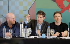 Kicillof en Santa Clara: habló de verano gasolero y criticó a Milei por la caída del consumo
