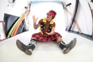 Paquito Wanchankein despide su show “Requetesuperhumorístico”