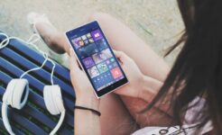 Colegios, prepagas, telefonía y gas: los aumentos que llegan en febrero