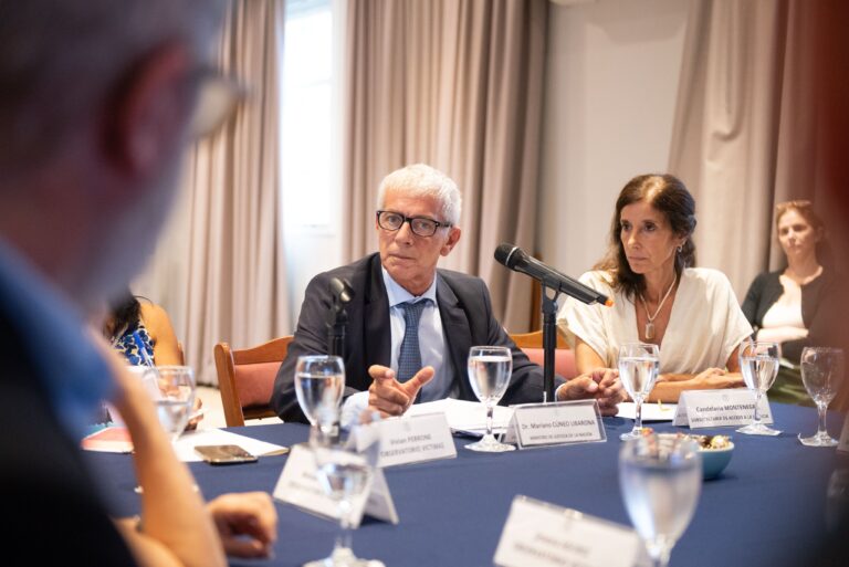 El Gobierno dice que personal del Ministerio de Justicia se encargará de las tareas del Inadi