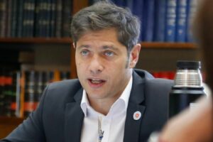El gobierno de Kicillof le pide a cientos de empresas pagar un anticipo millonario de impuestos