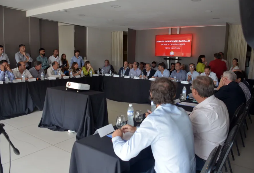 Nuevo rumbo radical en la Cumbre de Tandil