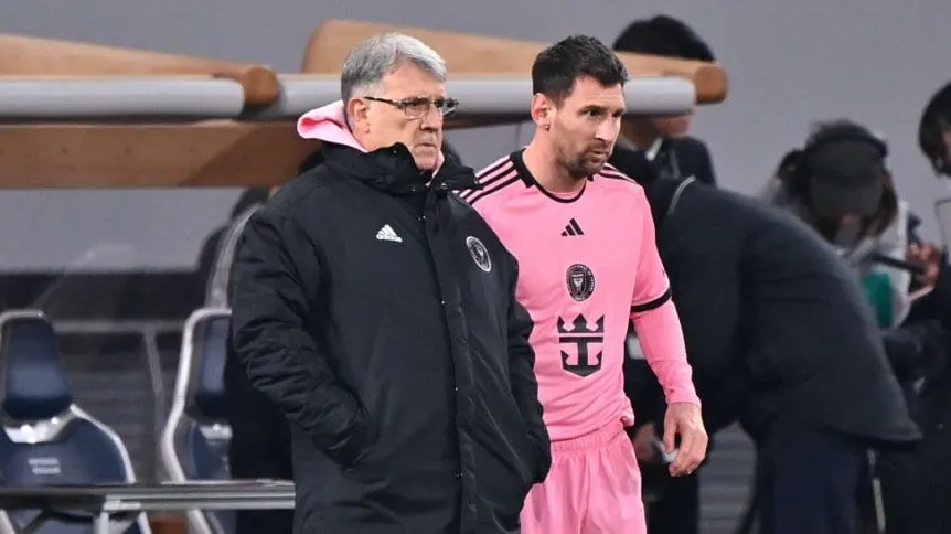 La indirecta del Tata Martino sobre la chance de que Lionel Messi vaya a los Juegos Olímpicos