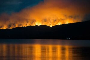 Video: La Patagonia bajo llamas: se complica la situación en Los Alerces y crece un nuevo fuego en Bariloche