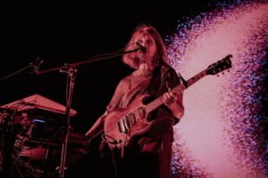 Loquero, Juana Molina, Benito Cerati, Peligrosos gorriones, Los brujos y más en MardelPop