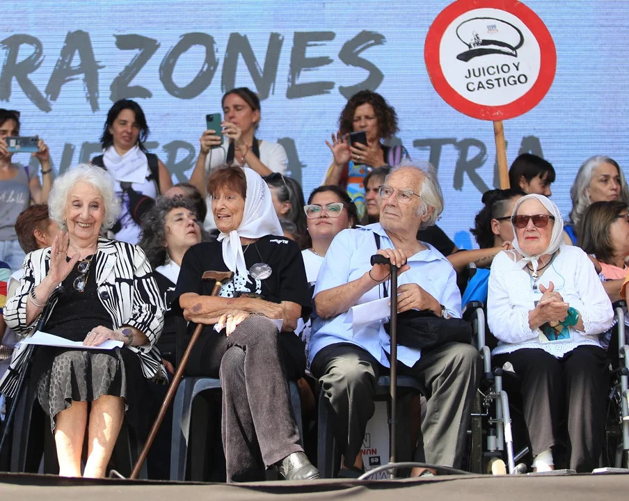 Día de la Memoria: Madres y Abuelas de Plaza de Mayo apuntaron fuertemente contra el Gobierno