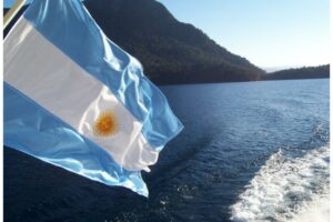 Pulti: «Haremos una amplia convocatoria para defender nuestra soberanía marítima»