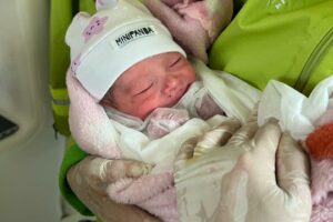 Una mujer dio a luz asistida por personal del SAME