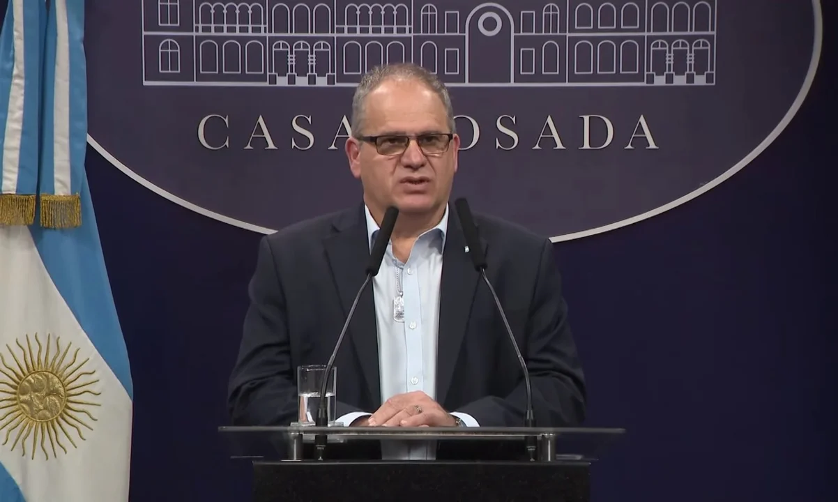 El embajador de Israel asistió a la Casa Rosada y participó del Comité de Crisis