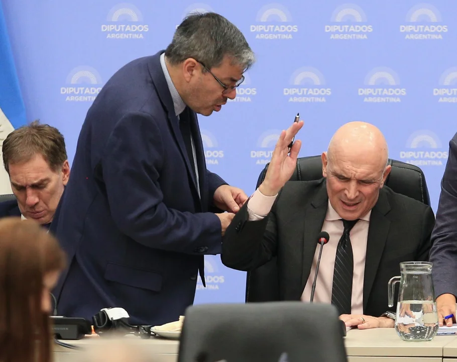 El paquete fiscal del Gobierno logró dictamen y se votará en conjunto con la Ley Bases