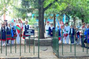 Se conmemoró , en el Colegio Nacional Arturo Illia,  el 87vo Aniversario del atroz ensayo de la aviación alemana, que intentó acabar con Gernika.