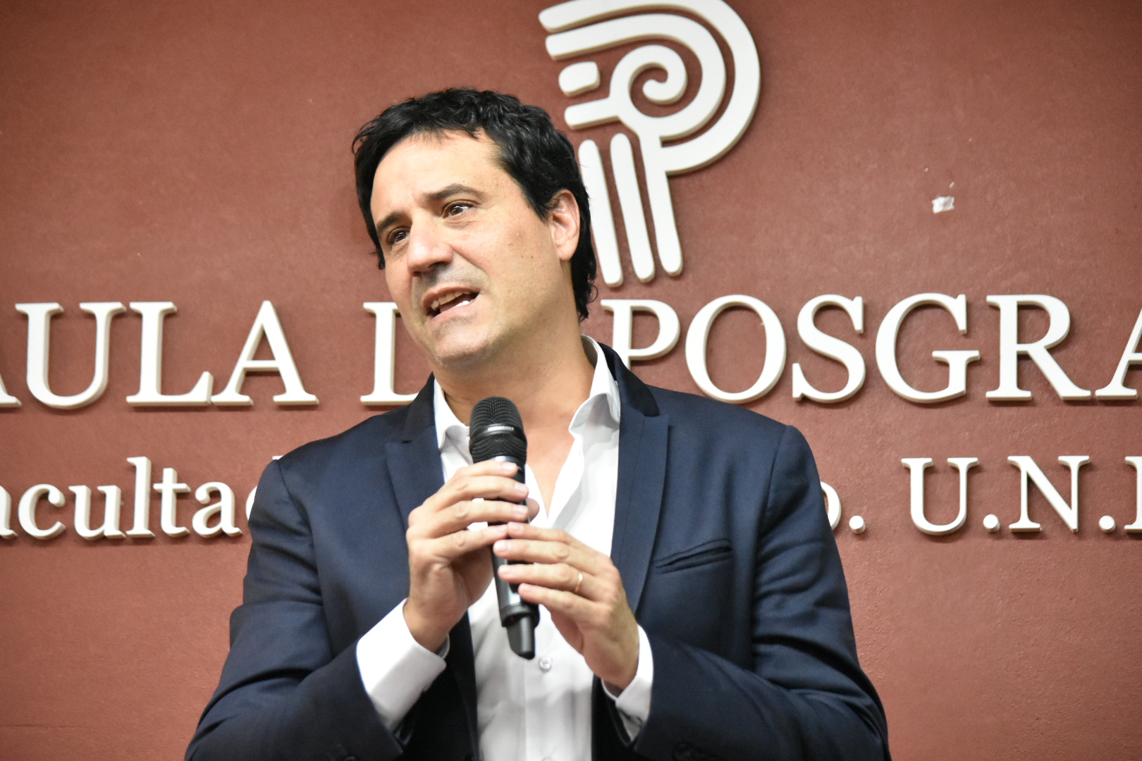 Abad encabezó un encuentro en la ciudad con legisladores nacionales y provinciales